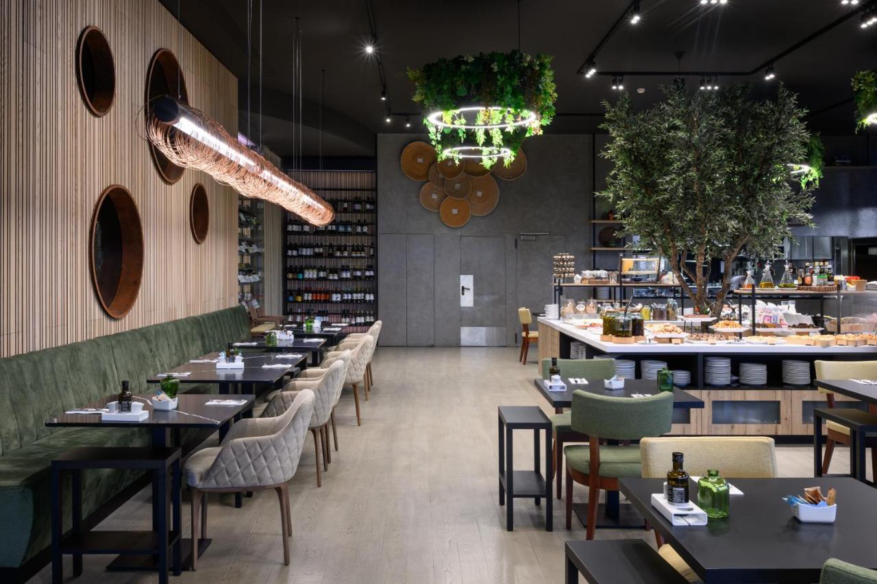 メリア ブラガ ホテル ＆ スパ エクステリア 写真 Restaurant interior
